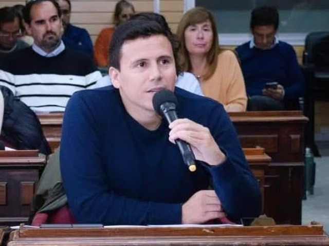 Kicillof preside el PJ de la Provincia, Aguilera el local